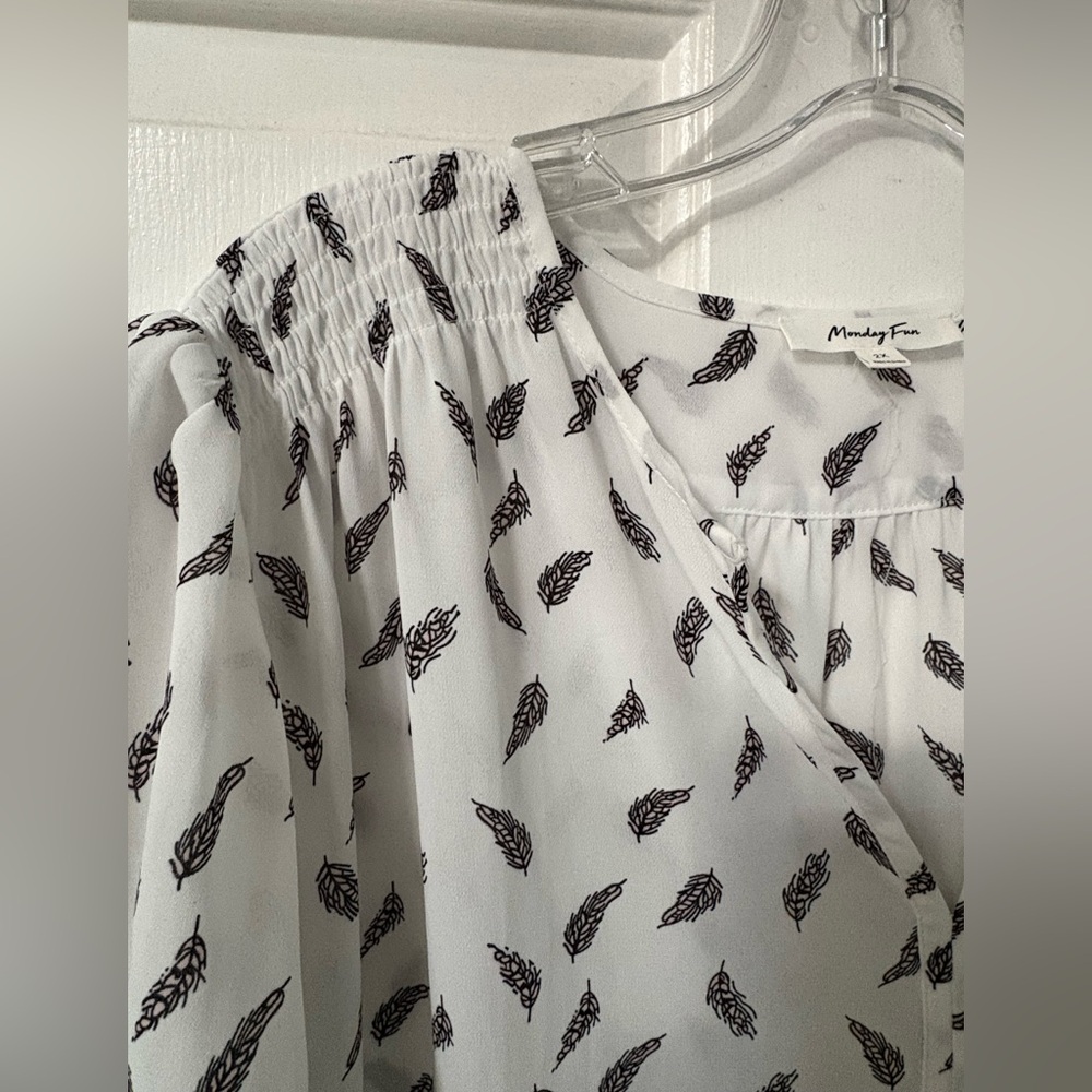 Monday Fun Linnette Split Neck Smocked Blouse - image 7